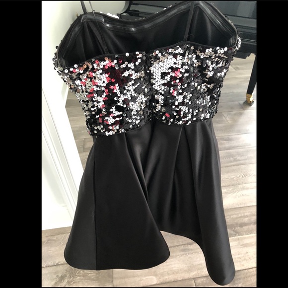 Strapless sequin black homecoming dress - Picture 4 of 7
